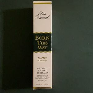 Too Faced Born this Way Concealer